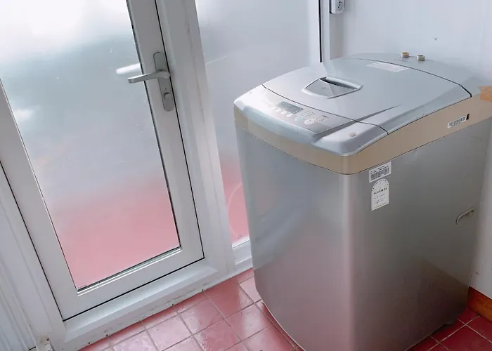 10, Near Hongik Univ, 2 Shower Rooms, Big House アパート *